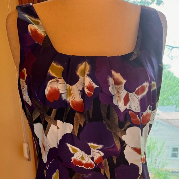 Tahari Dresses & Skirts - Tahari Purple Floral Sheath Dress Satin Polyester Blend, SZ 12, EUC